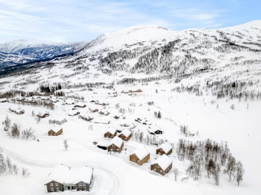 Flygende Utsiktshytte Med Magisk Utsikt Sogndal Extérieur photo